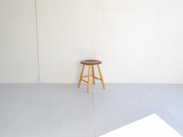 Stool (141)