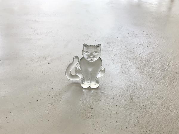 Glass Object  /  Cat