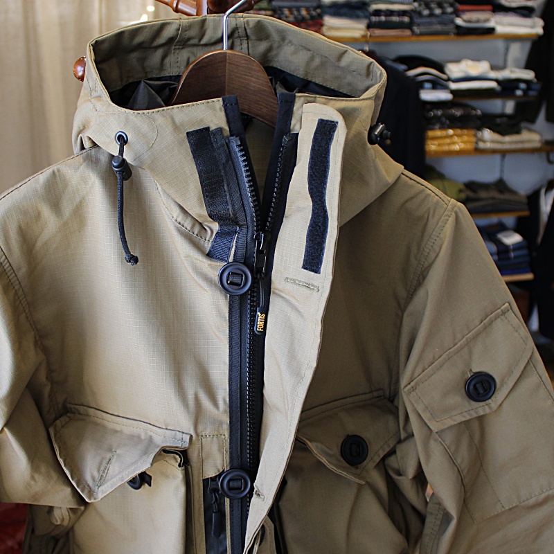 FORTIS clothing マウンテンパーカー ミリタリー 英国製 イギリス FORTIS CLOTHING】英国特殊部隊御用達のブランドからボンバー