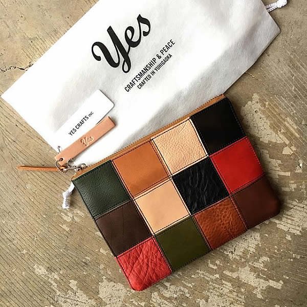 yes / (exclusive color order) SQUARE POUCH - (S)