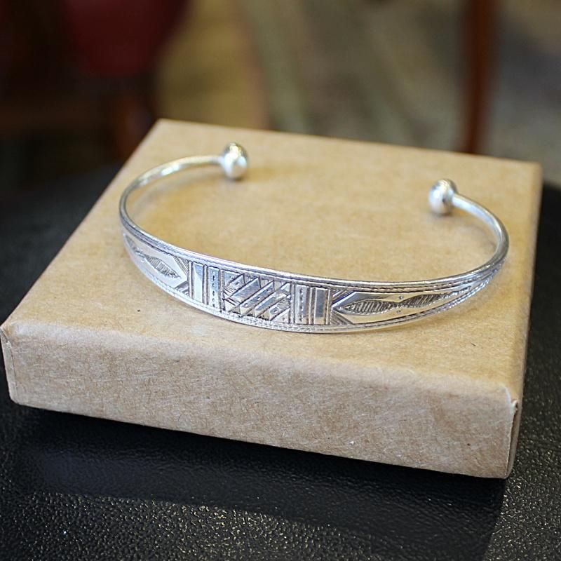 tuareg jewelry トゥアレグ シルバージュエリー silver bangle tuareg jewelry トゥアレグ シルバージュエリー silver bangle