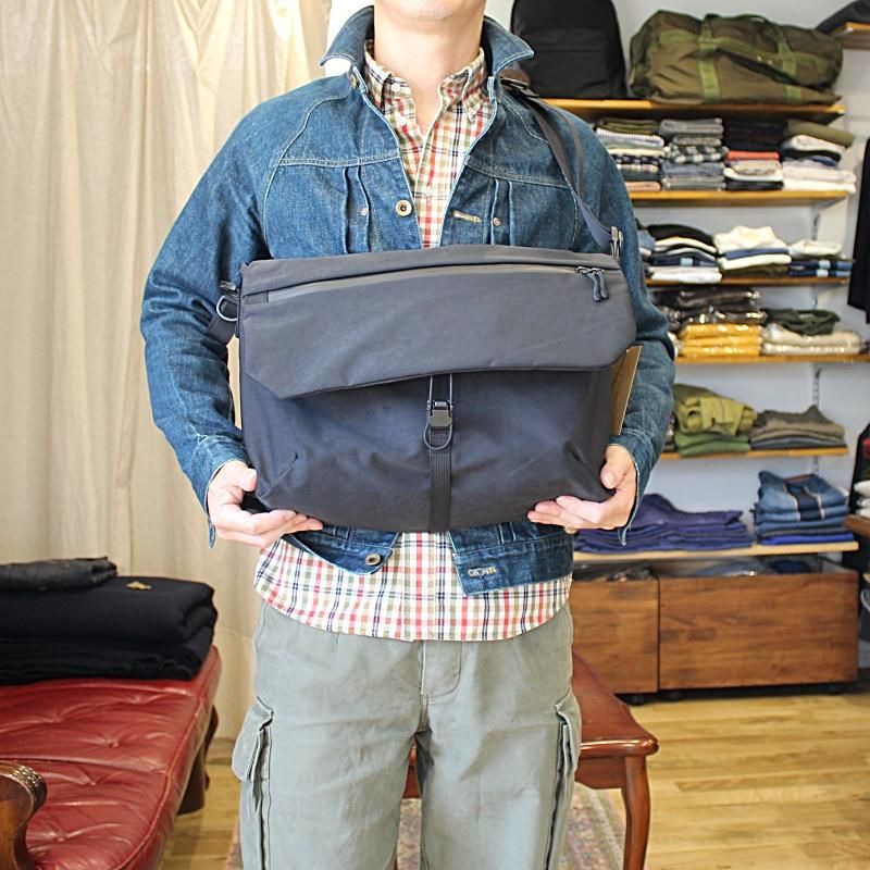 COLINA de passaros コリーナ highdensity milicloth bread bag COLINA de passaros コリーナ highdensity milicloth bread bag