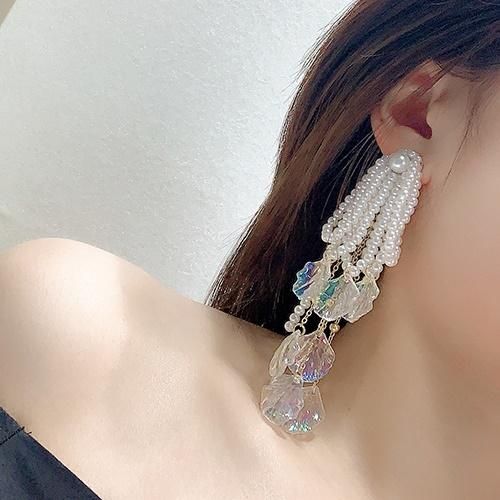 ピアス 揺れる パール シェル 貝殻 アクセサリー ロング 長め 華やか エレガント 大人 パーティー 結婚式 二次会 お呼ばれ 6 000円以上お買い上げで送料無料 マノンデザイン