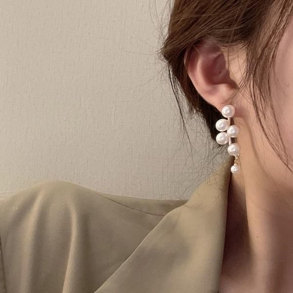 ピアス パール 華やか 揺れるピアス シルバー 大人 きれいめ