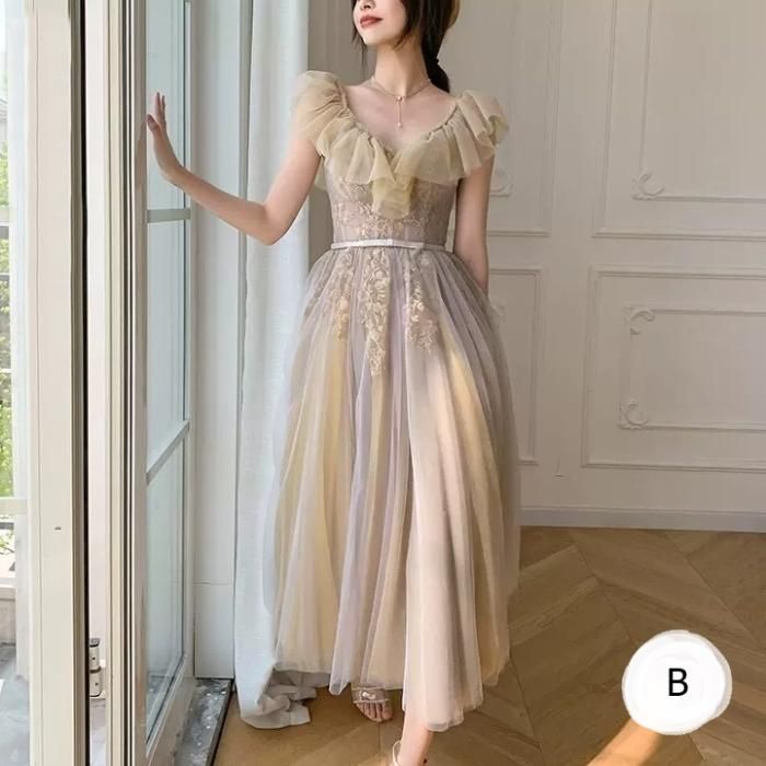 お花のデザインがオシャレなオフショルのチュール ロングドレス お花のデザインが可愛い ゴージャスなオフショル ロングドレス
