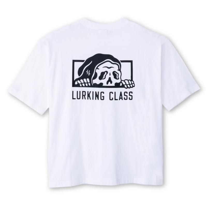 <img class='new_mark_img1' src='https://img.shop-pro.jp/img/new/icons13.gif' style='border:none;display:inline;margin:0px;padding:0px;width:auto;' />LURKER S/S TEE -WHITE
	