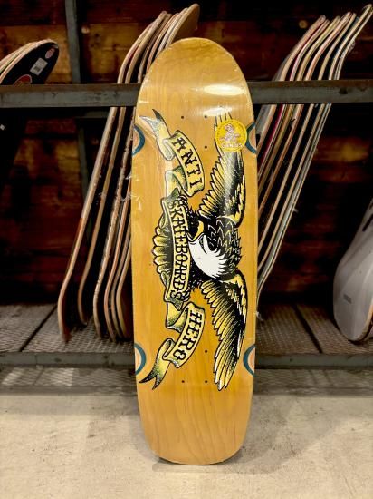 ANTIHERO 9.18【Misreg Eagle】 - BLACKLINE