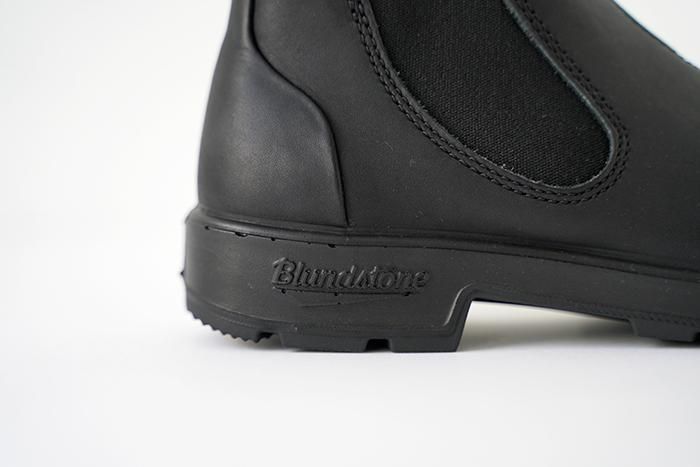 blundstone lowcut