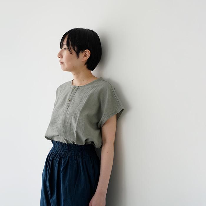 ヂェン先生の日常着 ヘンリーネックフレンチトップス