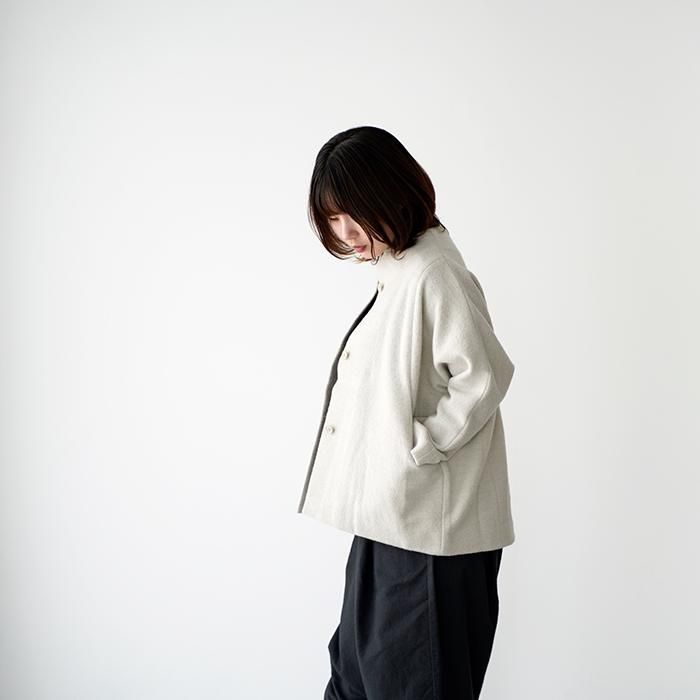evam eva プレスウールショートコート