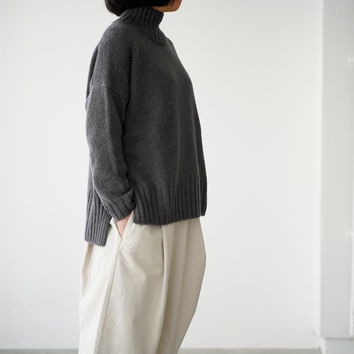 evam eva エヴァムエヴァ