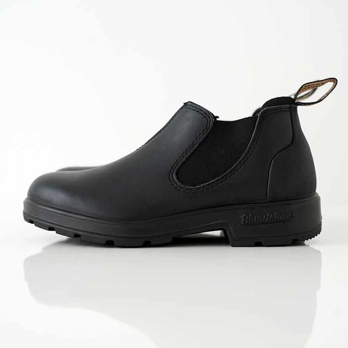 blundstone lowcut