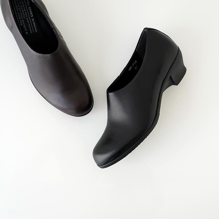 travel shoes by chausser tr012
