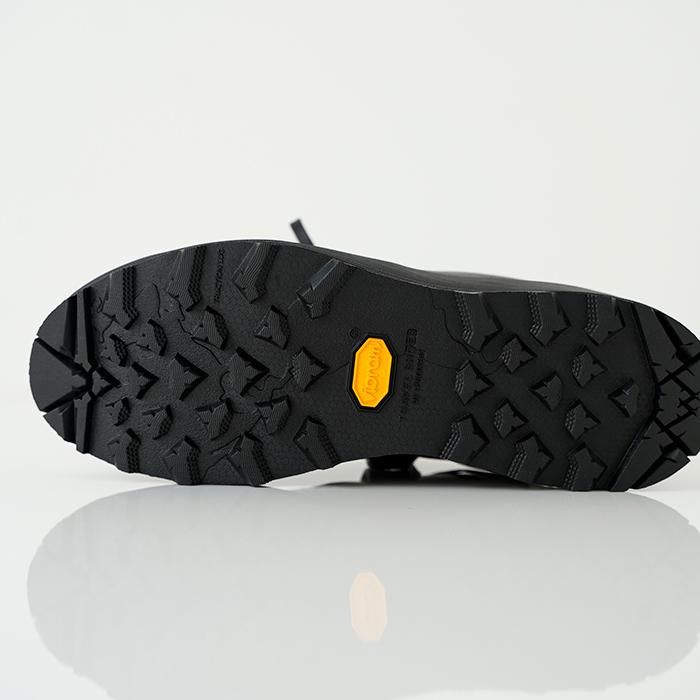 TRAVEL SHOES by chausser
