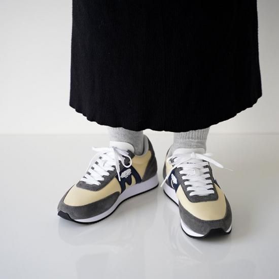 【試し履きのみ】KARHU スニーカー　US7 試し履きのみ】KARHU スニーカー US7