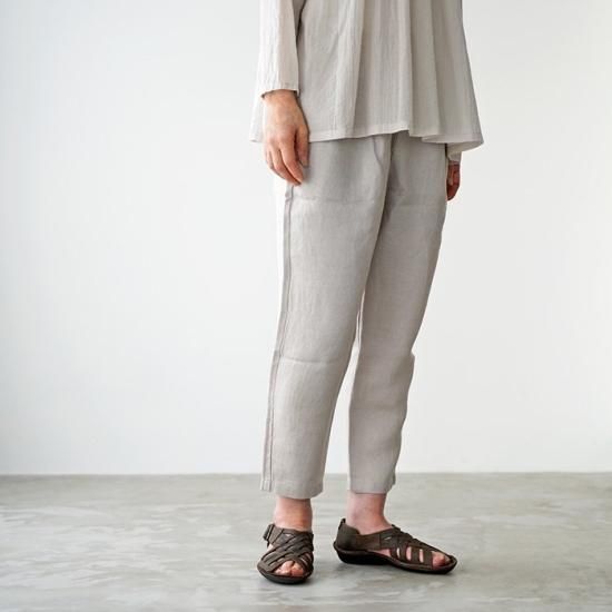 evam eva エヴァムエヴァ linen tuck pants リネンタックパンツ