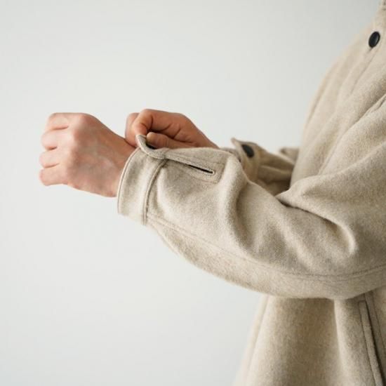 MITTANウールシルクキャメルシャツ(白茶)