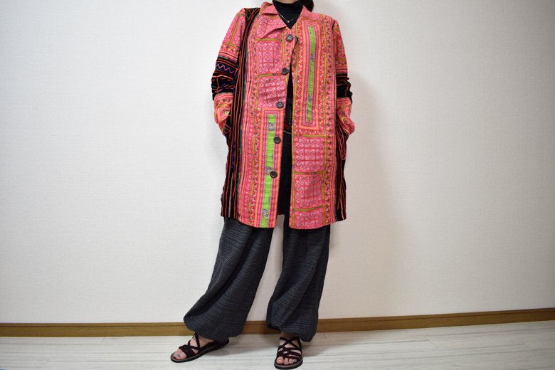 モン族刺繍ロングジャケット【一点物】/エスニックファッション/民族アイテム - LapisLazuli