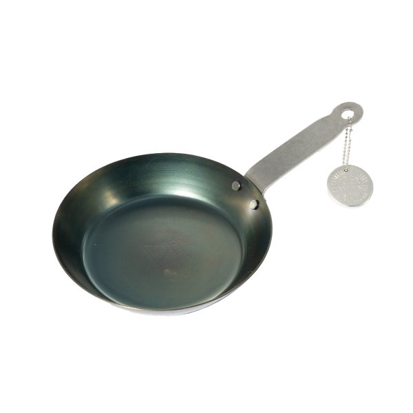 <img class='new_mark_img1' src='https://img.shop-pro.jp/img/new/icons5.gif' style='border:none;display:inline;margin:0px;padding:0px;width:auto;' />POLER FRYING PAN 13cm - IRON