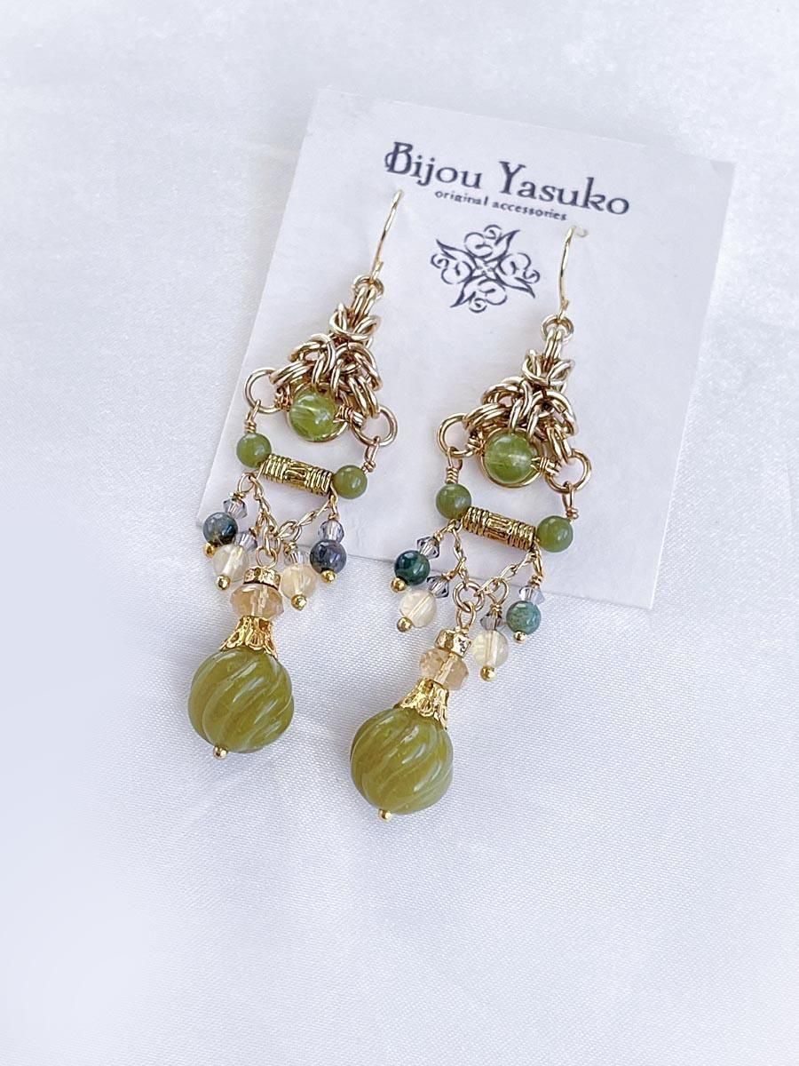緑 天然石 ペリドット オリーブジェイド ピアス・イヤリング ゴールド