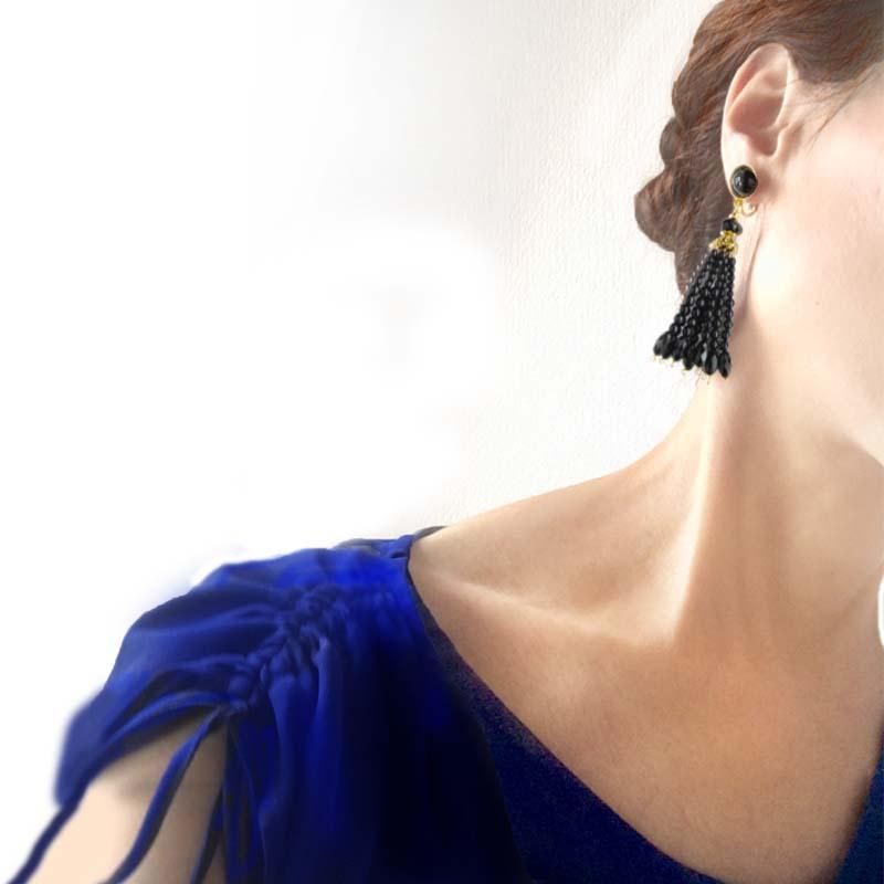 黒 オニキス タッセル イヤリング オニキス カボション 大ぶり