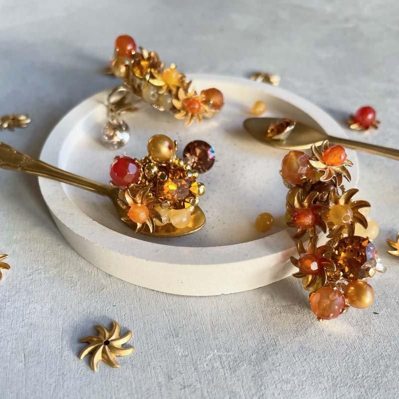 ❀ハンドメイド❀ビジューイヤーカフ カーネリアン ビジュー イヤーイヤーカフ イヤリング・ピアス