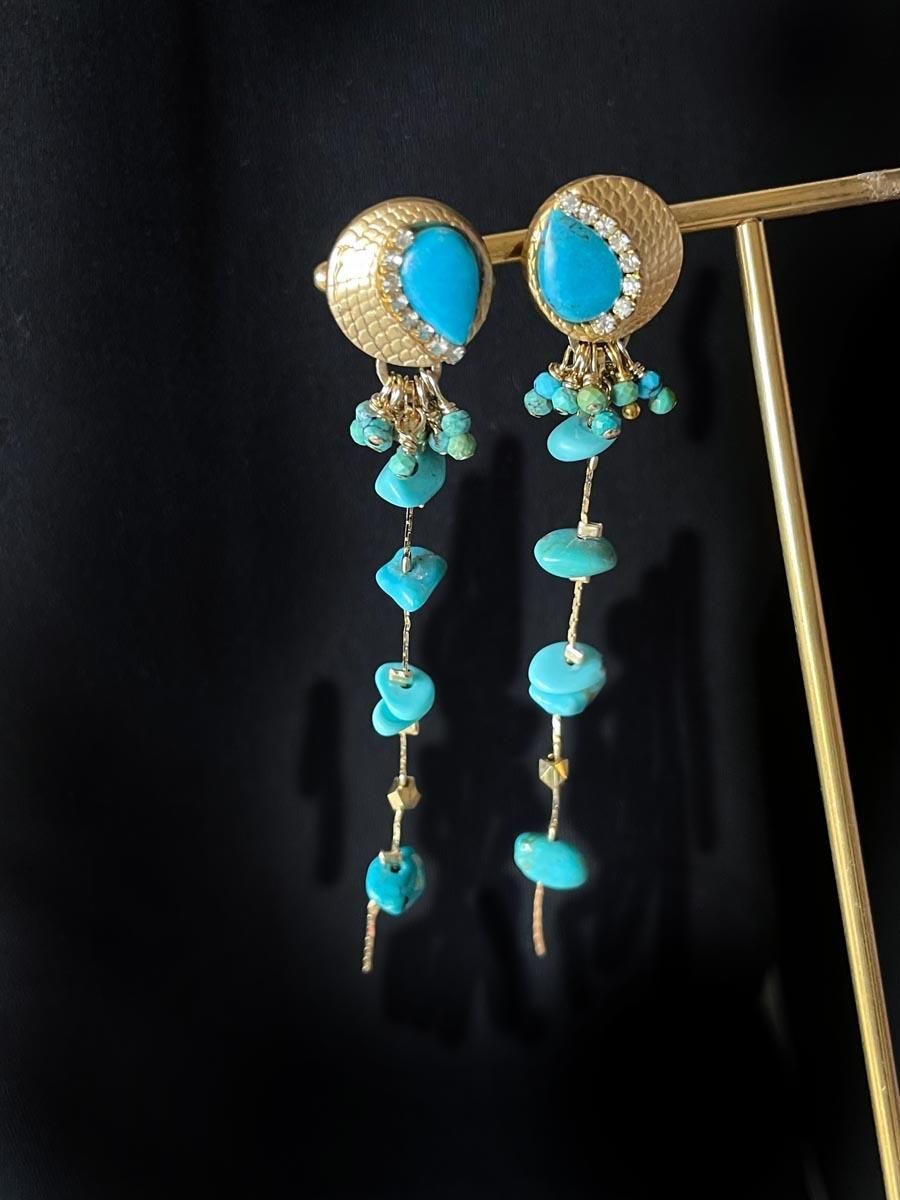 ターコイズ ロングチェーン ピアス・イヤリング ゴールド さざれ石