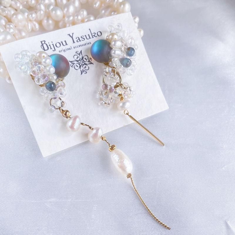 淡水パール　虹色　ケシパール　ブルートパーズ　マーキス　ピアス 淡水パール虹色ケシパールブルートパーズマーキスピアス