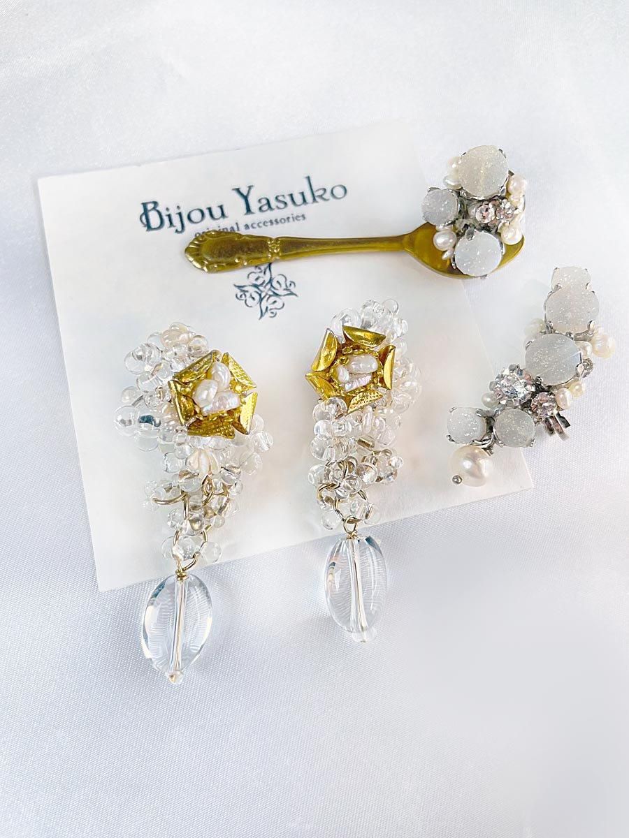 水晶 ケシパールのビジューピアス・イヤリング 淡水パール