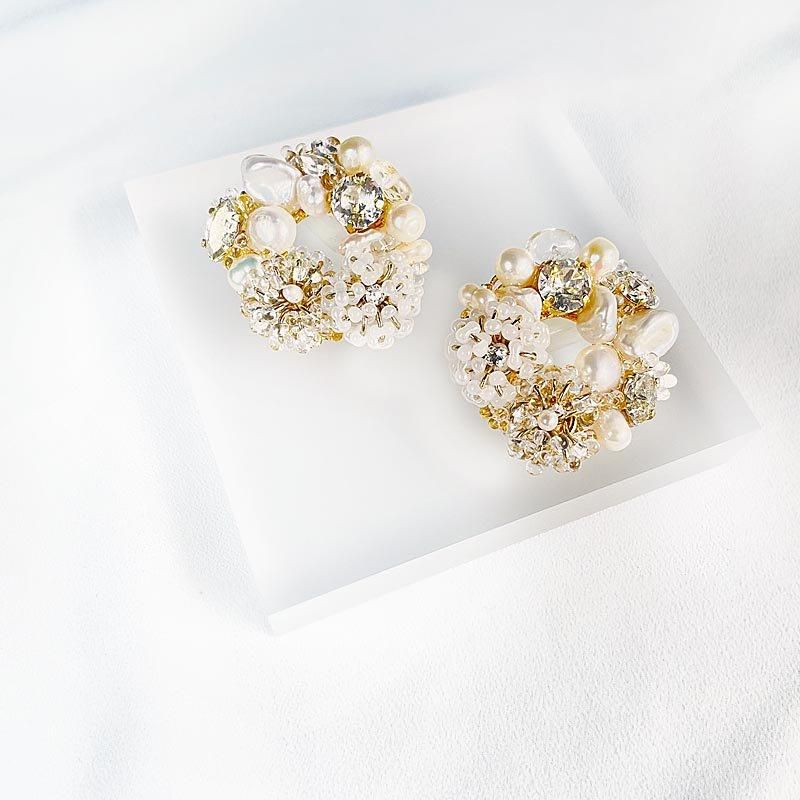 つぶつぶ ホワイト ビーズ ピアス イヤリング ハンドメイド