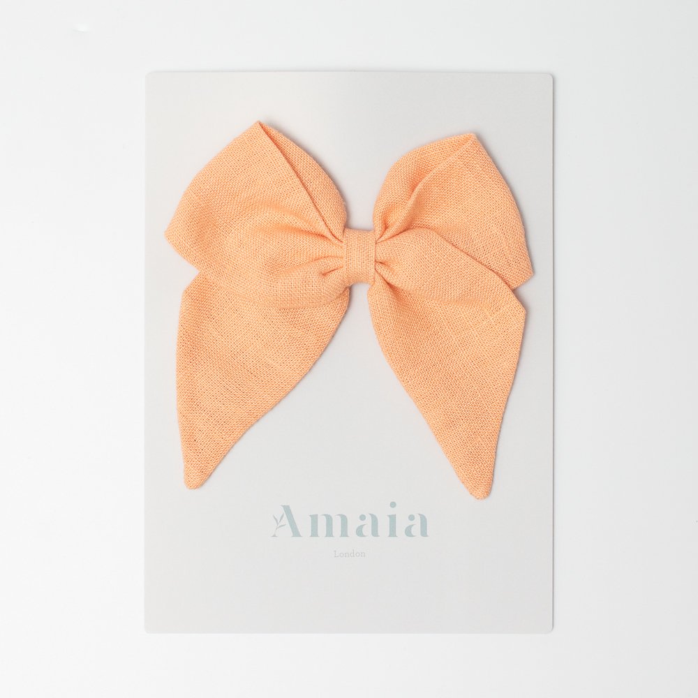 <img class='new_mark_img1' src='https://img.shop-pro.jp/img/new/icons14.gif' style='border:none;display:inline;margin:0px;padding:0px;width:auto;' />Amaia Kids - Linen Hair Bow ޥå - ͥǺܥإPeach orange