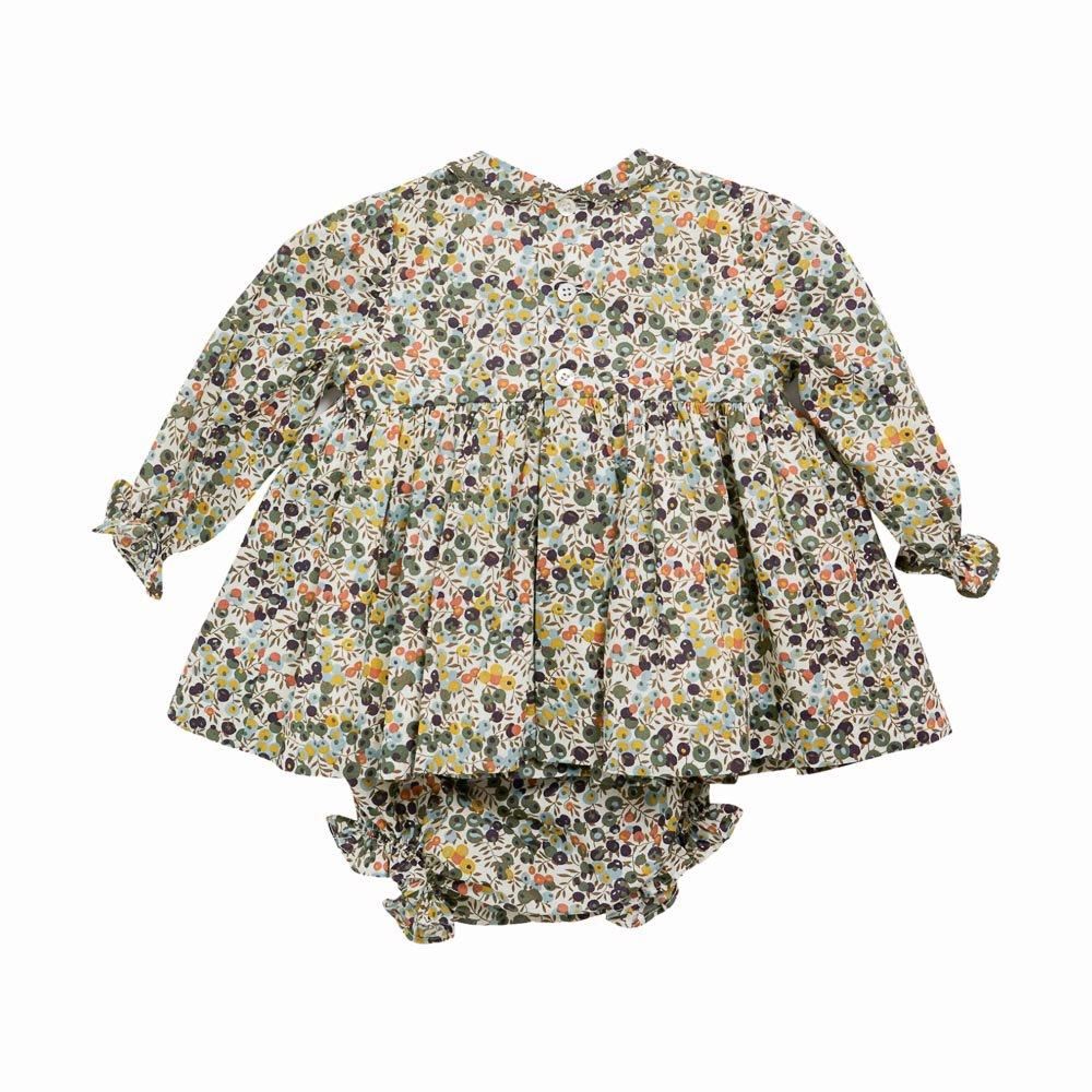 amaia イギリス王室御用達ブランド　セットアップ amaia イギリス王室御用達ブランドセットアップ