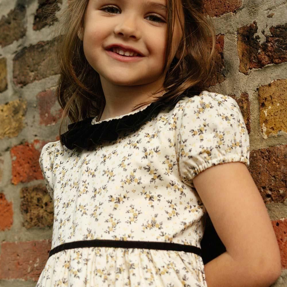 amaia kids アマイアキッズ レア 半袖ワンピース 新品 4a Amaia Kids - Aria dress - Liberty Navy/Khaki アマイアキッズ