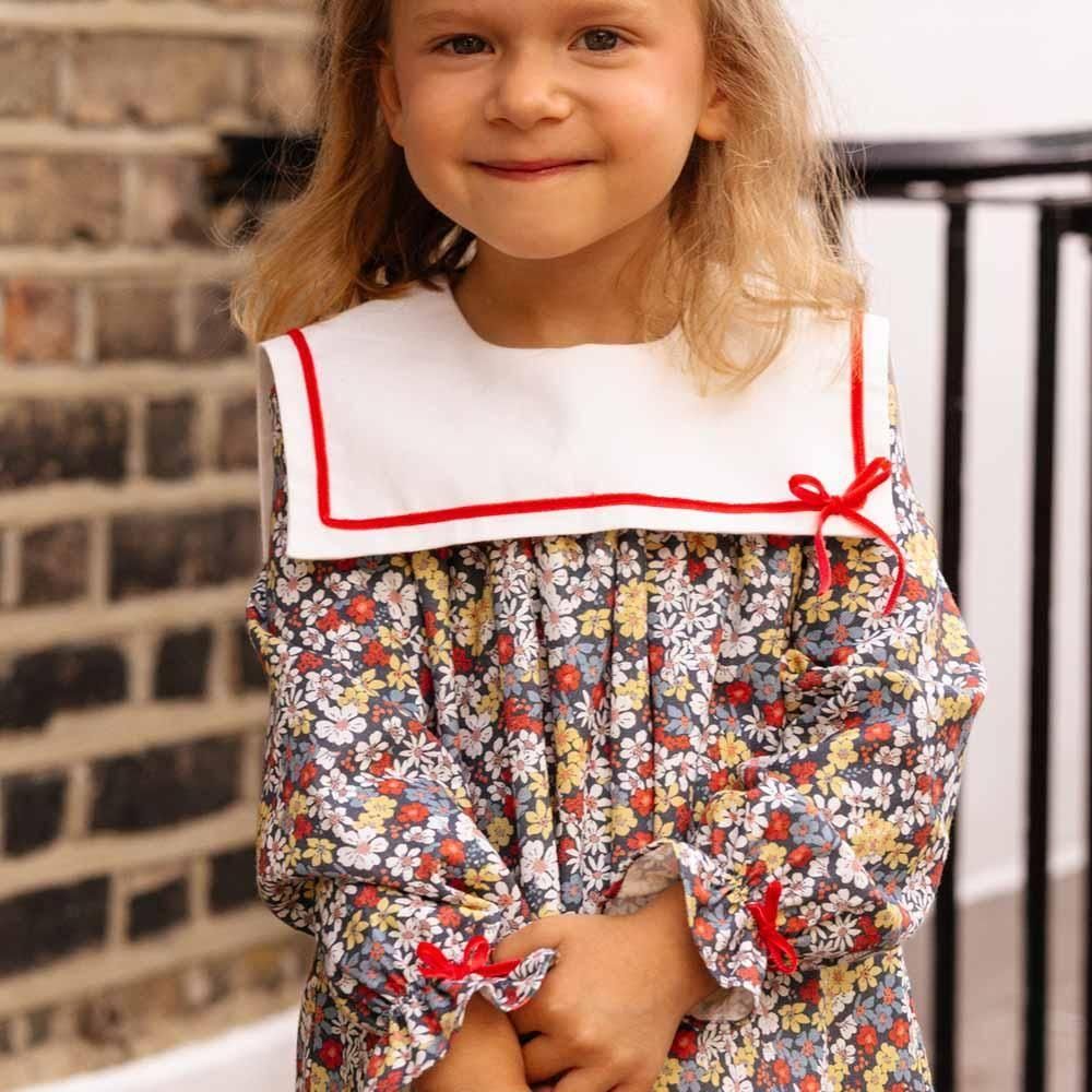 【美品】Amaia アマイアキッズ　花柄長袖ワンピース　10y Amaia Kids - Villa dress - Pink floral アマイアキッズ - 花柄
