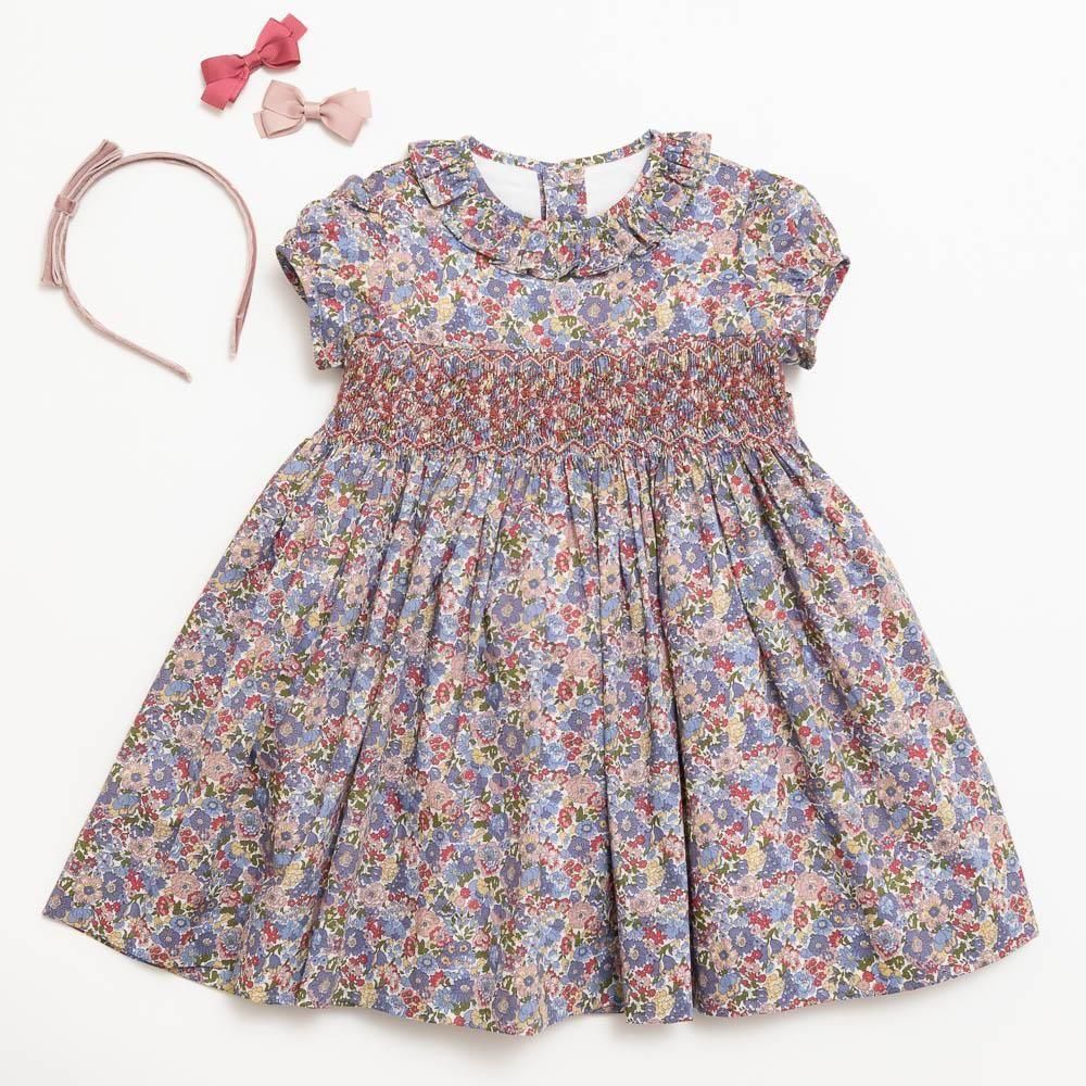 <img class='new_mark_img1' src='https://img21.shop-pro.jp/PA01410/044/etc/icon_new.png' style='border:none;display:inline;margin:0px;padding:0px;width:auto;' />Amaia Kids - Moohren dress - Liberty Plum/Pink floral アマイアキッズ - リバティプリントスモッキング刺繍ワンピース