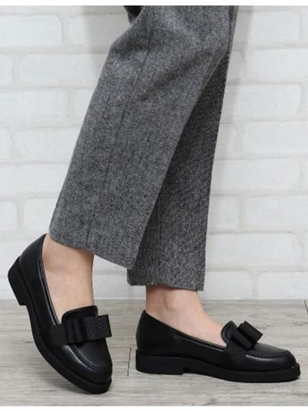 【美品】グラウンドグリーンストア 黒エナメル　リボンローファー ground green store ローファー / ストレッチエナメルリボン