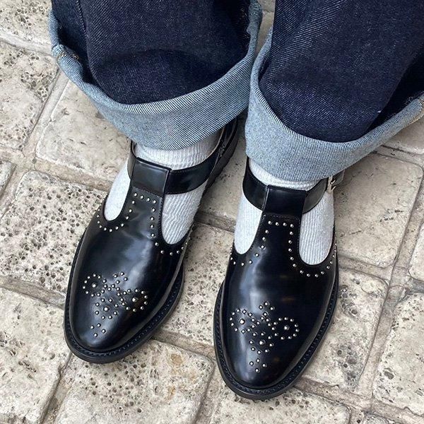 ARTESANOS / NSH500-10 / スタッズ付きTストラップシューズ【2420】 ARTESANOS / NSH500-10 / スタッズ付きTストラップシューズ【2420】