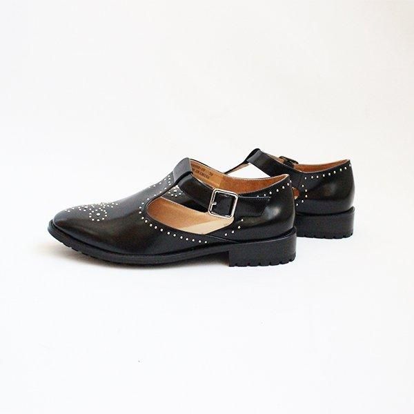 ARTESANOS / NSH500-10 / スタッズ付きTストラップシューズ【2420】 ARTESANOS / NSH500-10 / スタッズ付きTストラップシューズ【2420】