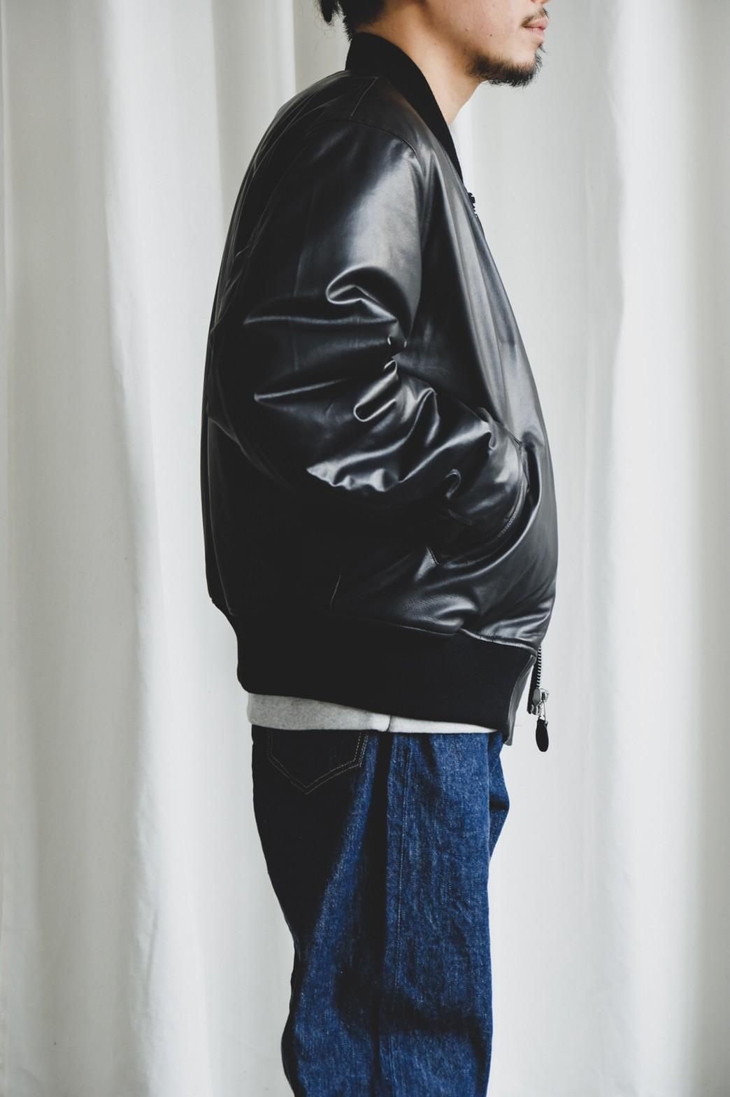 COMOLI / SHEEP SKIN MA-1 - IMA:ZINE COMOLI / SHEEP SKIN MA-1 - IMA:ZINE