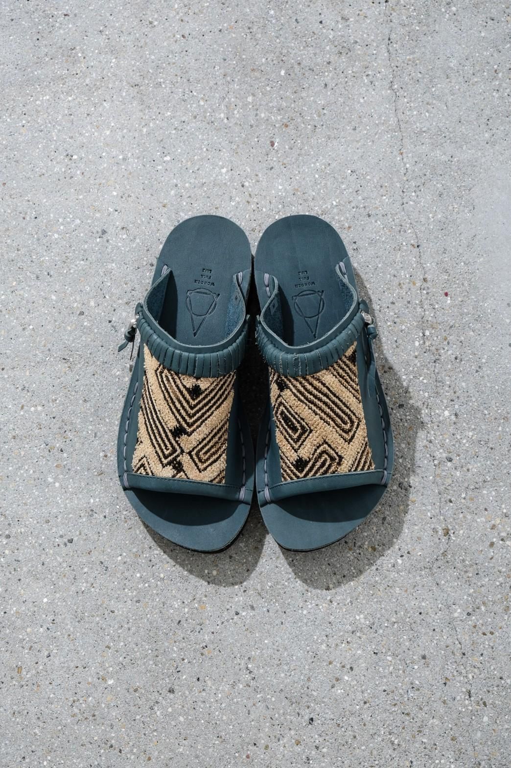 WONDER FULL LIFE / IMA:ZINE別注 KUBA SANDAL Women's GREEN