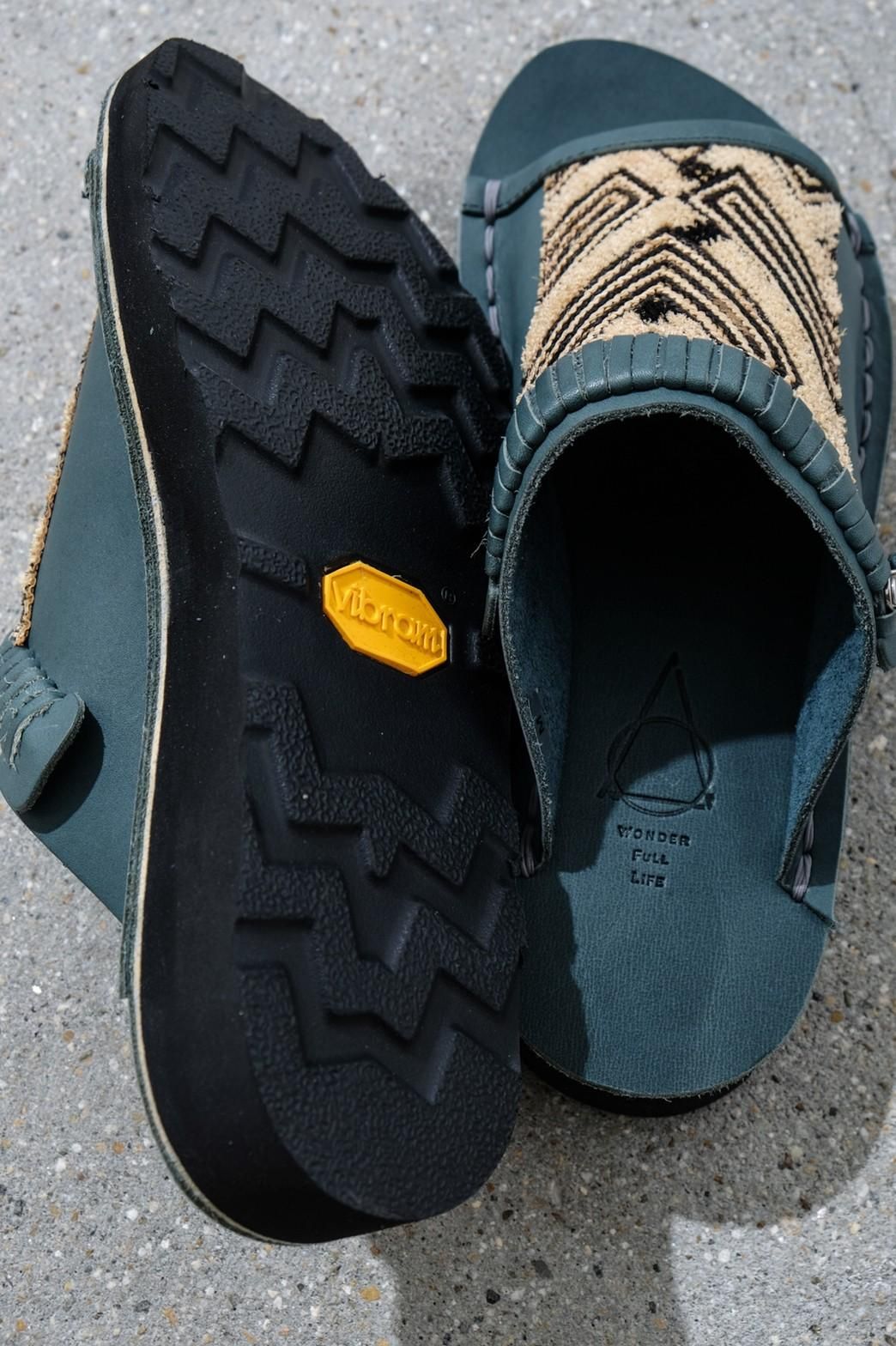 WONDER FULL LIFE / IMA:ZINE別注 KUBA SANDAL Women's GREEN