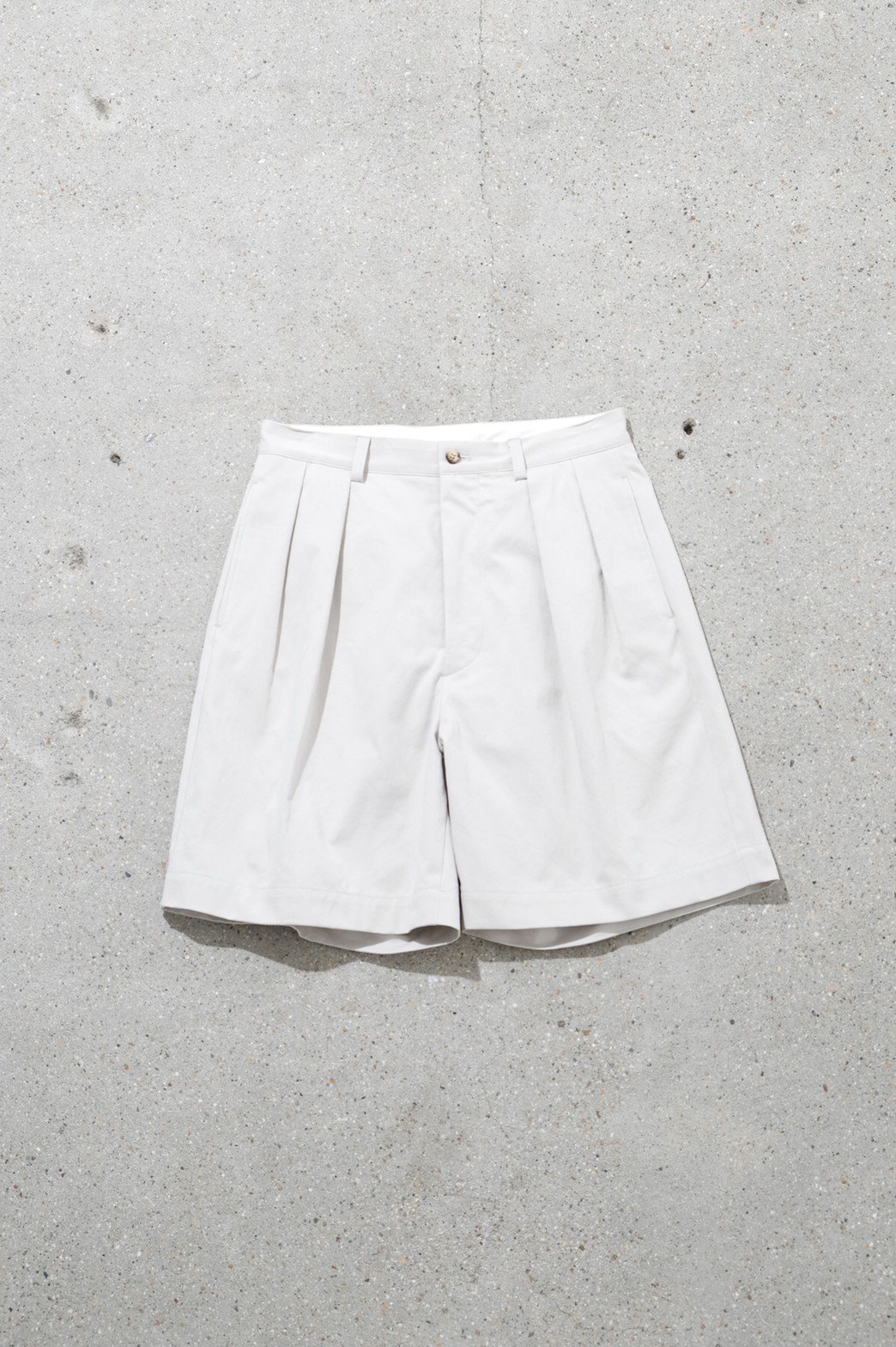 A.PRESSE / Two Tuck Chino Shorts