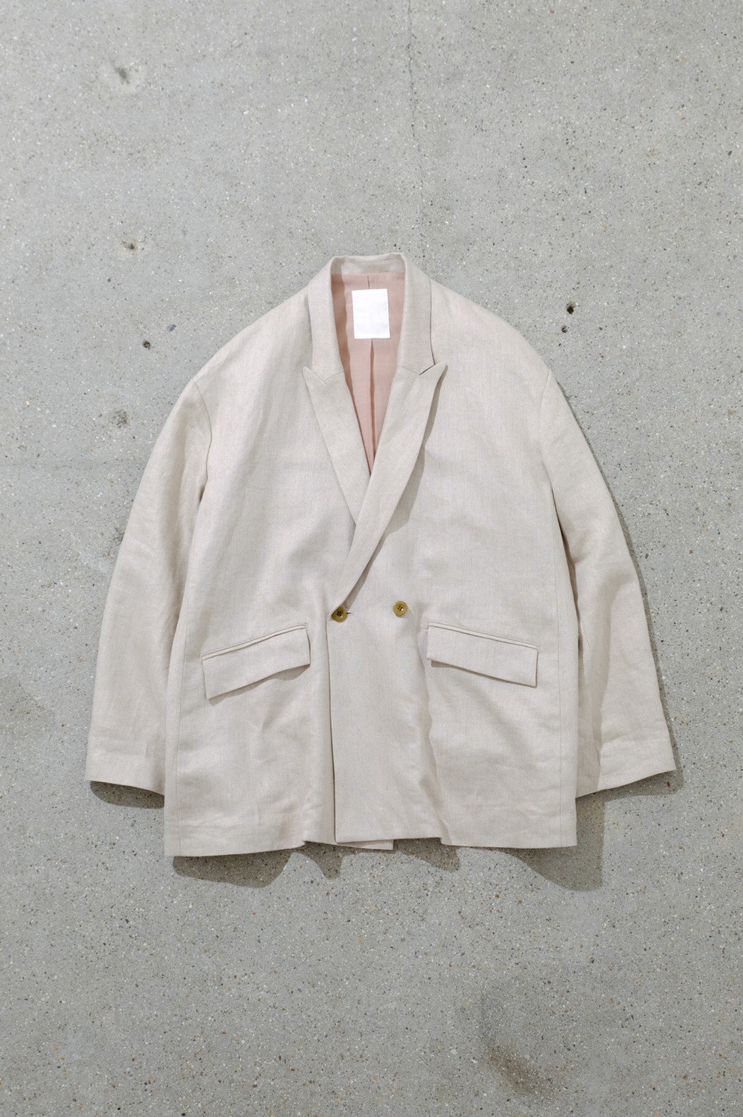 whowhat / PEAKED LAPEL DOUBLE BREASTED JACKET