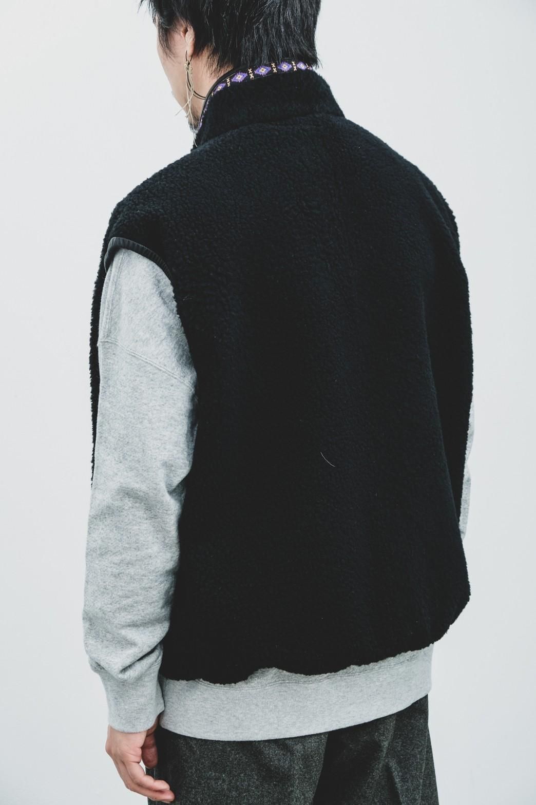 999919 / Alf Mouton Vest - IMA:ZINE