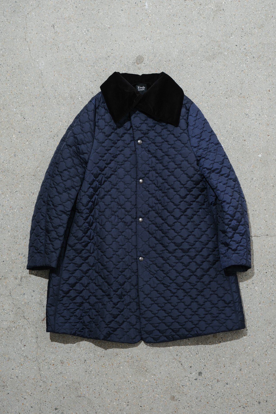 Rhodolirion / Quilted Big Collar A-Line Coat