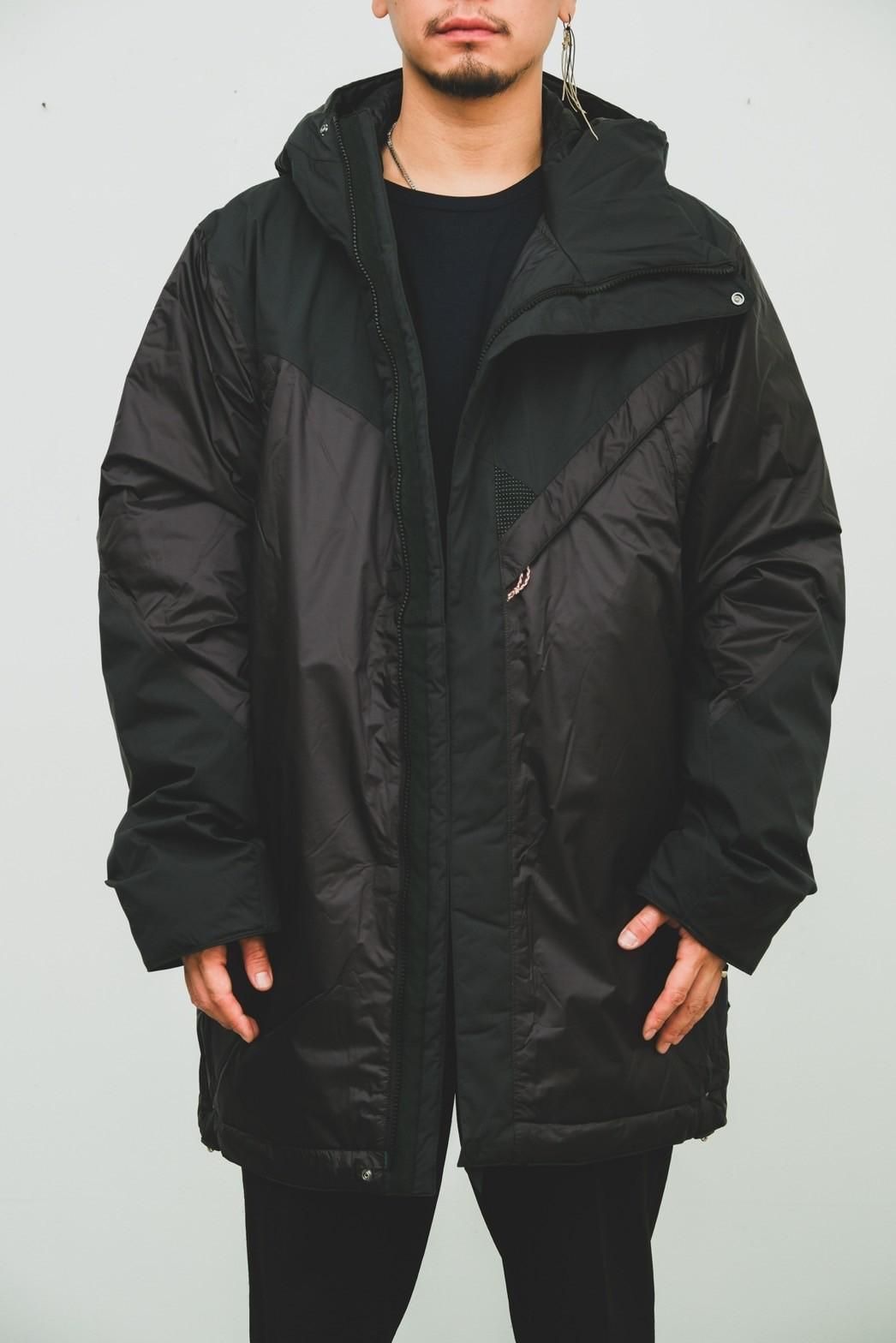 Klättermusen Aud Zip Hood Jacket Klättermusen Aud Zip Hood down jacket Black | Trekkinn
