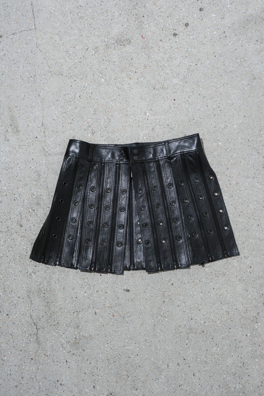 THE CLOTHES WITH NO NAME / Leather Wrap Skirt