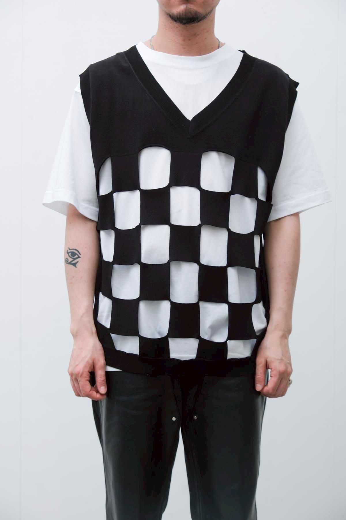 NOMARHYTHM TEXTILE / Cut-Out Checker Knit Vest - IMA:ZINE