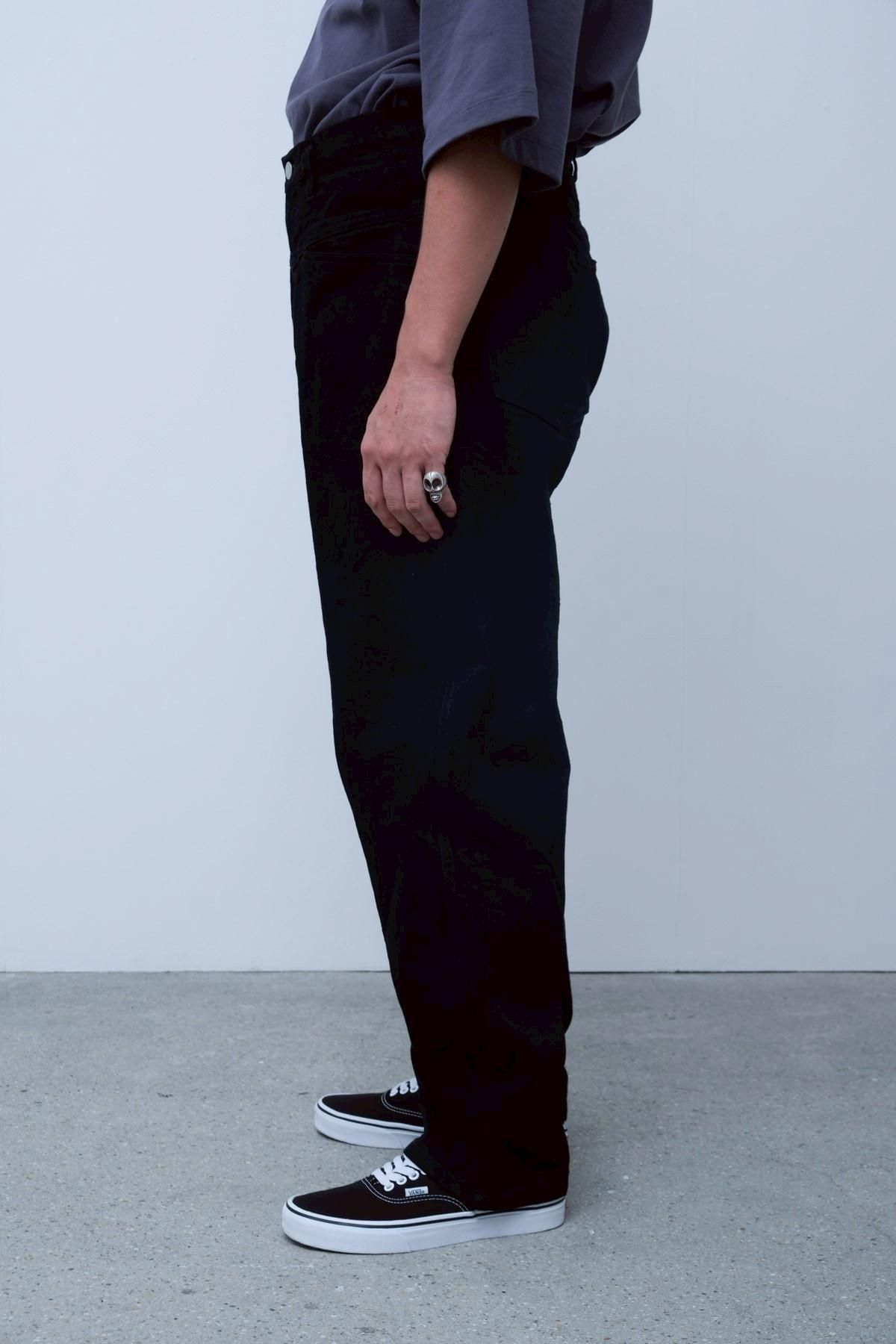新作25AW COMOLI BLACK DENIM TAPERED PANTS LOCALERS | . COMOLI 25AW 8/23(SAT) RELEASE BLACK DENIM