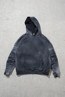 MOOJI MOOJI / OVERSIZED CROP HOODIE IN WISKER IMA:ZINE EX BLACK